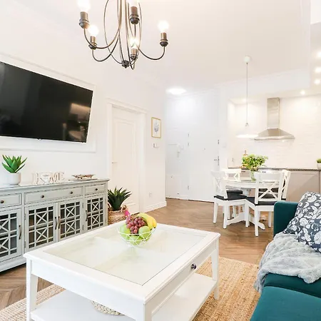 Апартаменты Azure By Baltic *